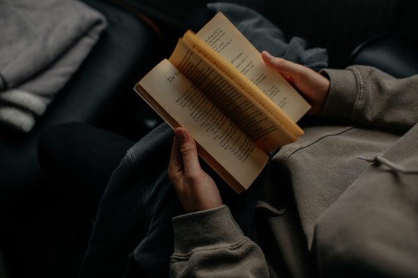 本を読む